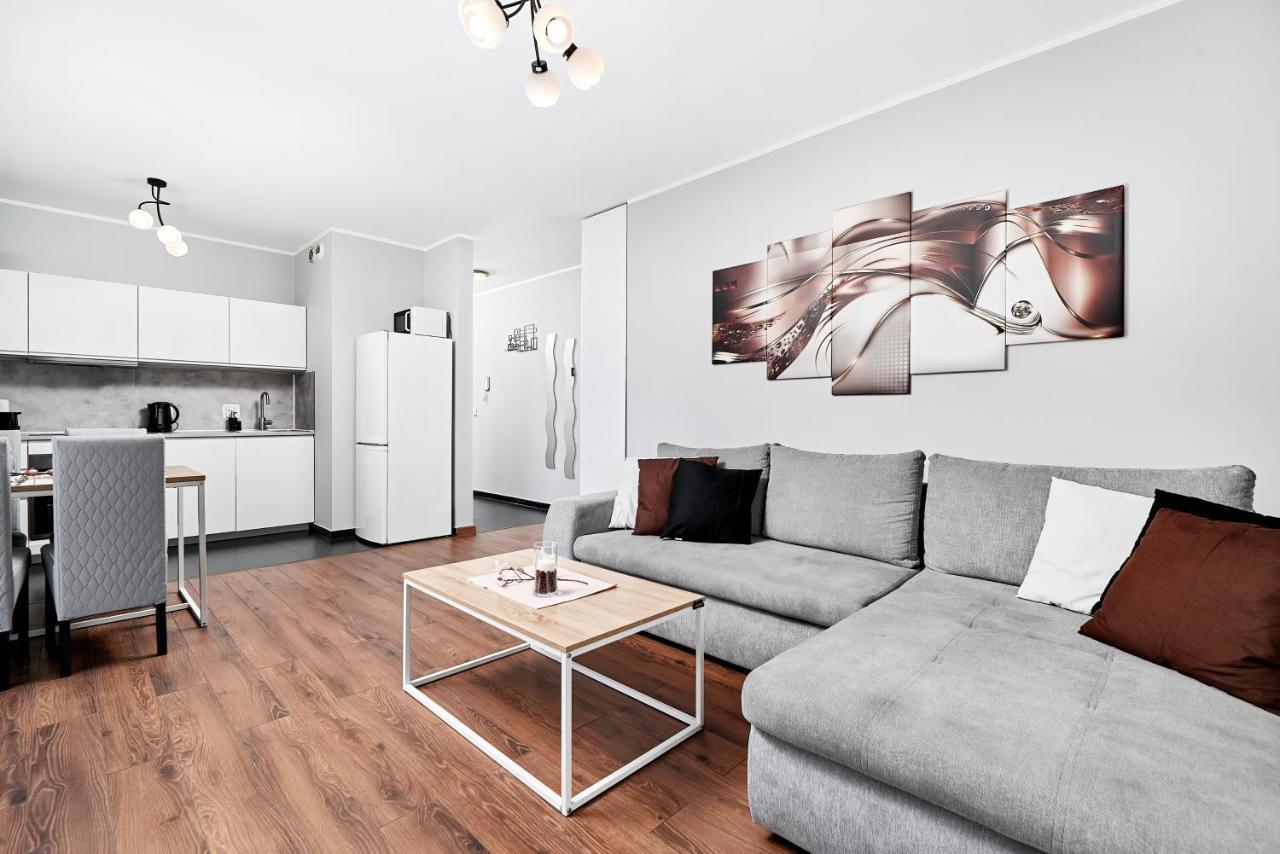 Apartment Wroclaw Sikorskiego With Free Garage By Renters Prestige Exterior foto